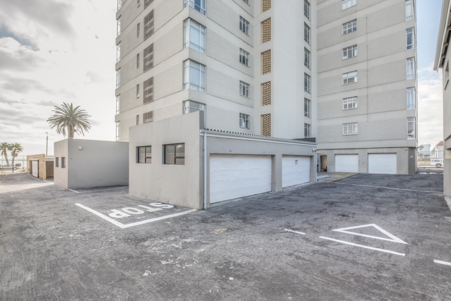 To Let 2 Bedroom Property for Rent in Summerstrand Eastern Cape